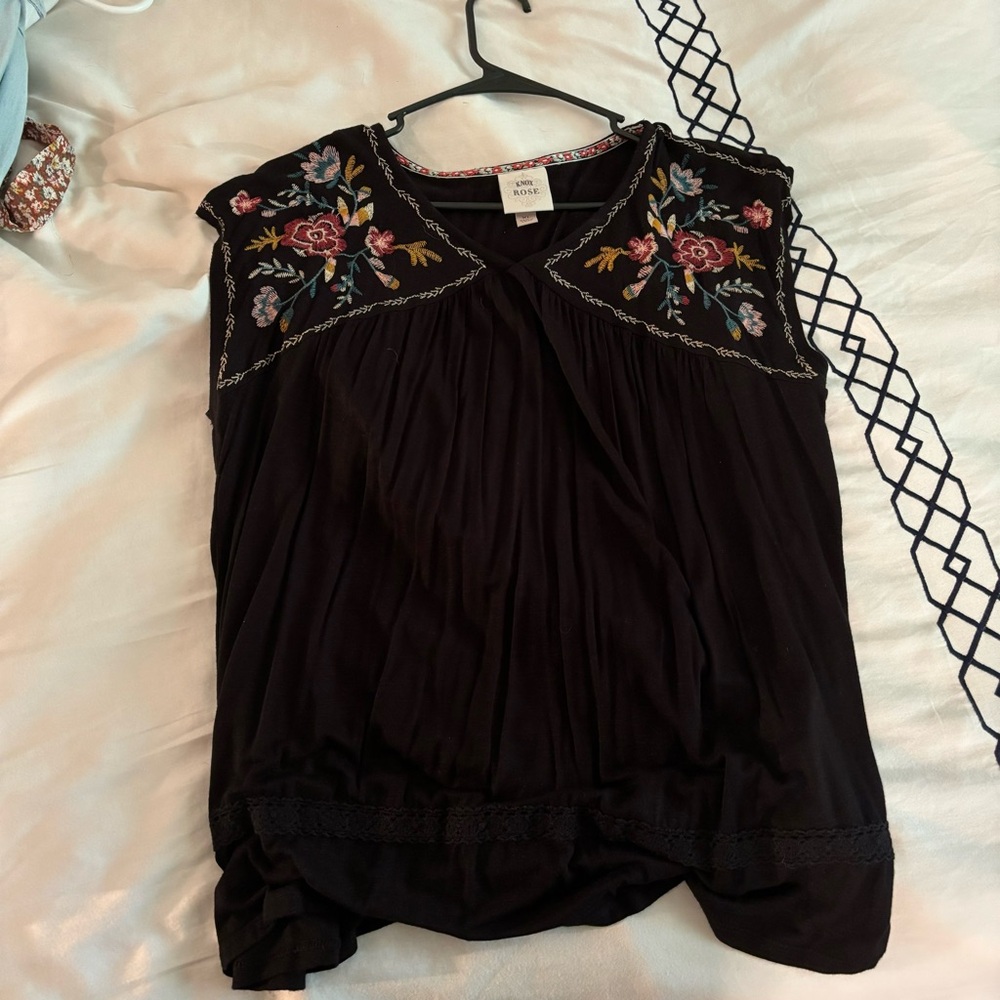 Embroidered flowy top